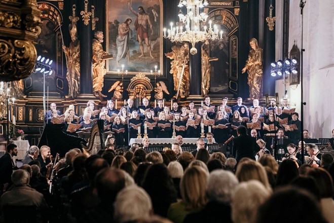 Koncert "Pjesme štovanja i hvale" održan kod varaždinskih franjevaca